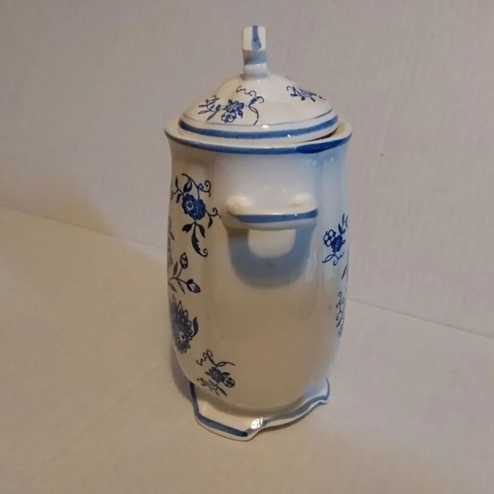 Vintage BLUE ONION 7